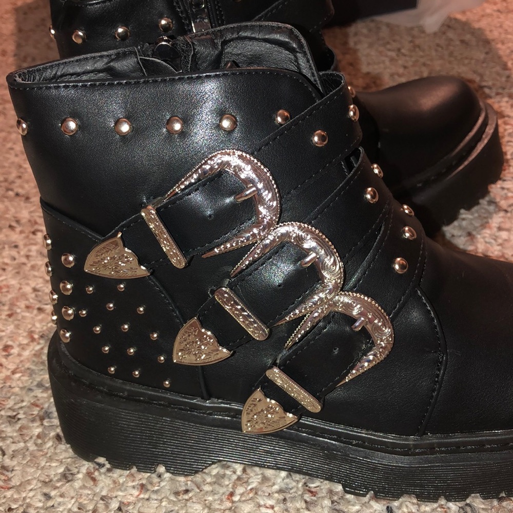 studded boots